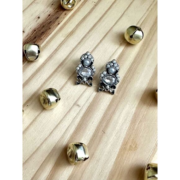 Vintage Figural Pearl Person Earrings, Snow Lady Pearl Studs - Picture 2 of 6